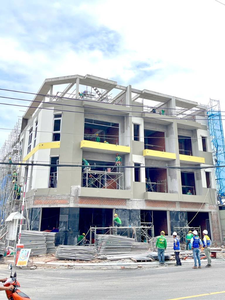 Nhà phố Bcons SHR từ 5 tỷ, cạnh Depot Metro, DT 72–230m², khu compound an ninh